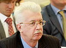 Александр Артамонов