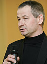 Максим Петров