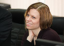 Елена Петешова